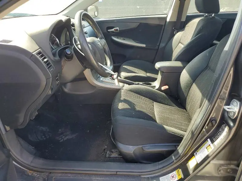 2011 TOYOTA COROLLA BASE  