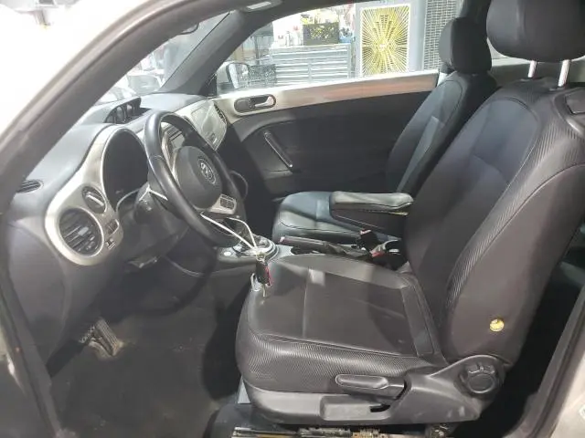 2013 VOLKSWAGEN BEETLE   