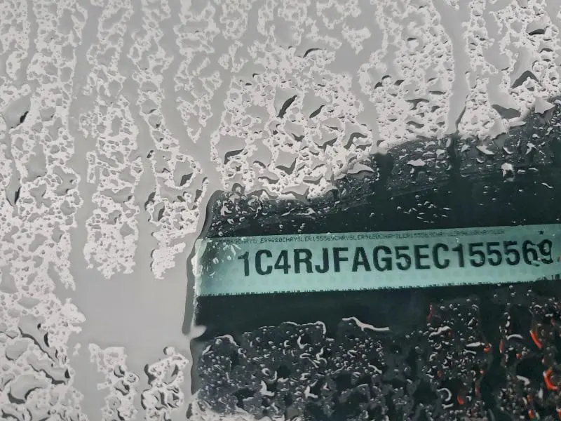 2014 JEEP GRAND CHEROKEE LAREDO  