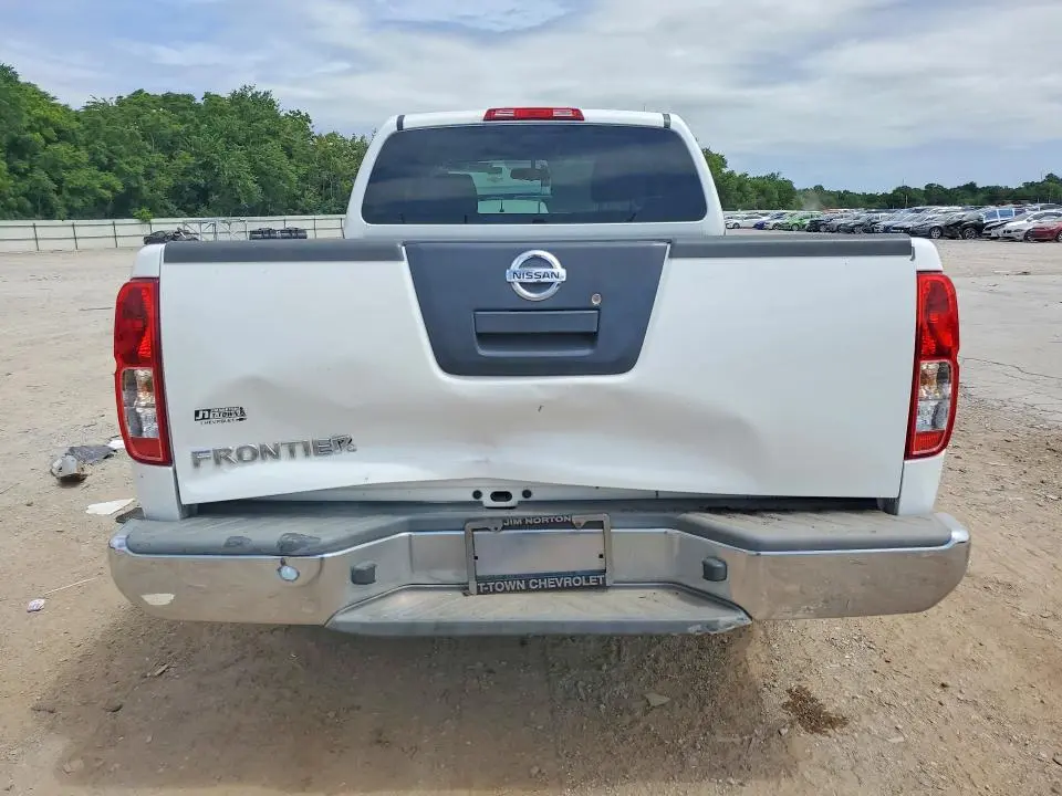 2012 NISSAN FRONTIER S  