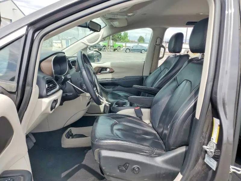 2017 CHRYSLER PACIFICA TOURING L  
