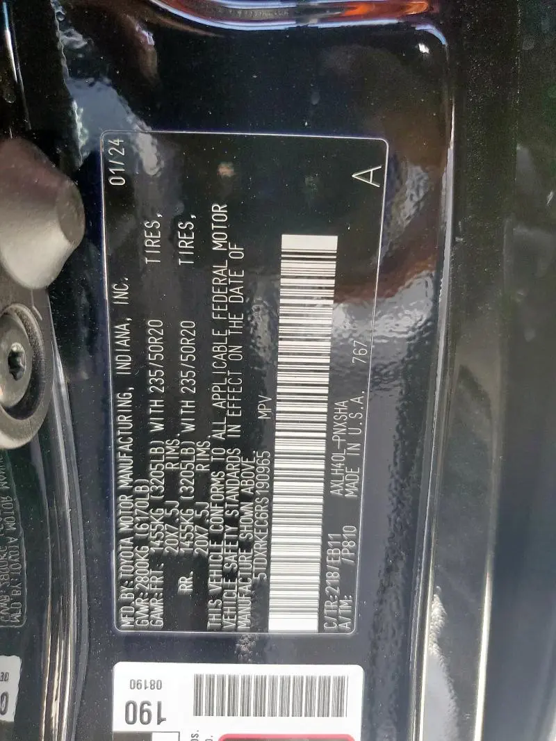 2024 TOYOTA SIENNA XSE  