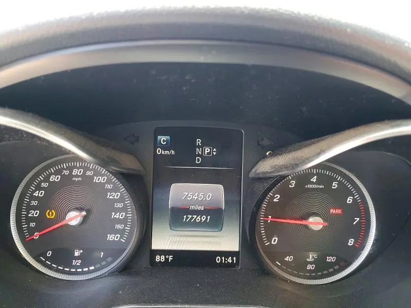 2015 MERCEDES-BENZ C 300  