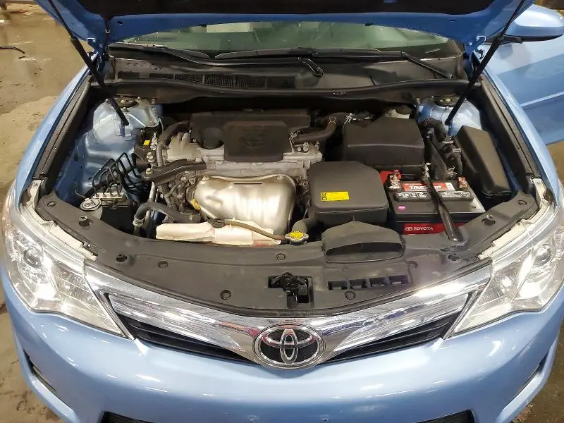 2013 TOYOTA CAMRY LE  