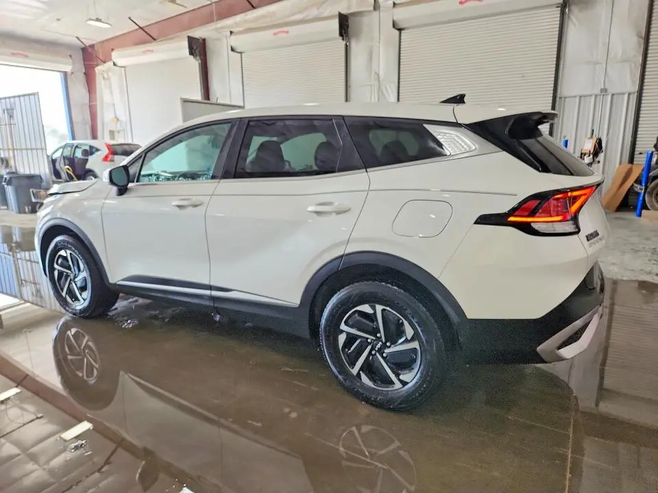 2023 KIA SPORTAGE LX  