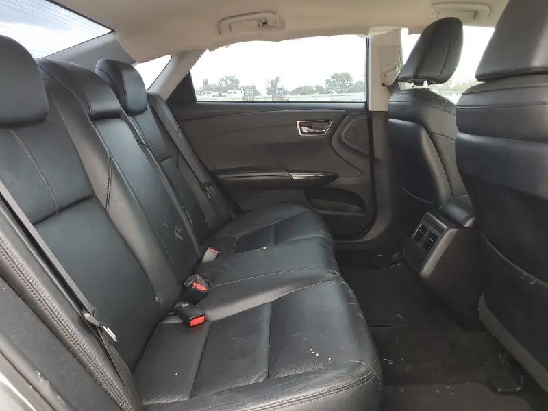 2016 TOYOTA AVALON XLE  