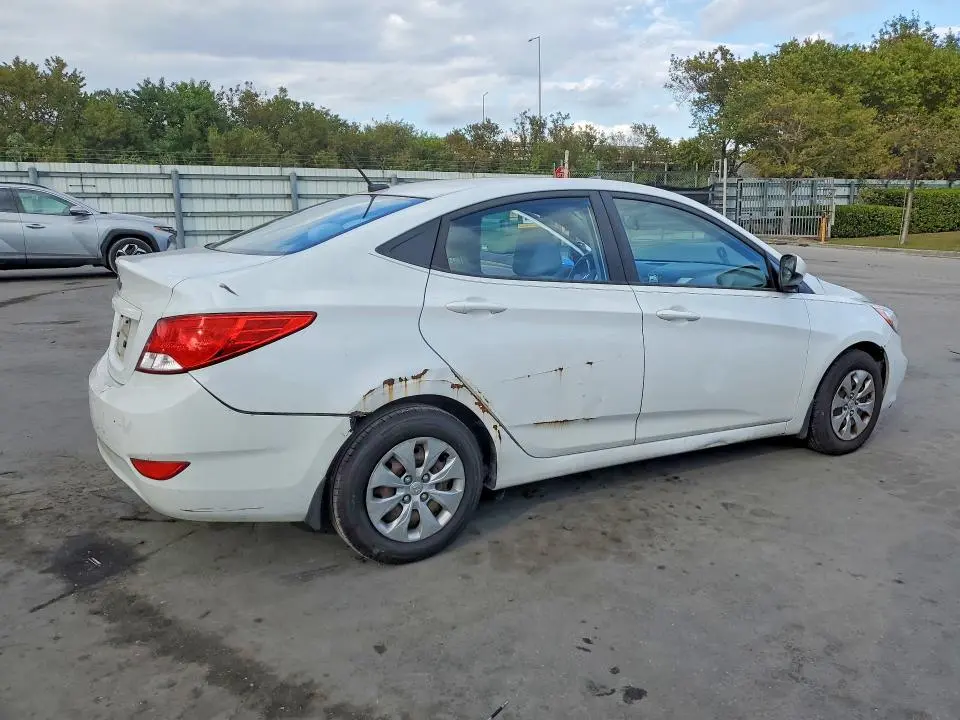 2017 HYUNDAI ACCENT SE  