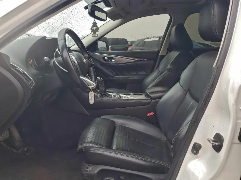 2018 INFINITI Q50 LUXE  