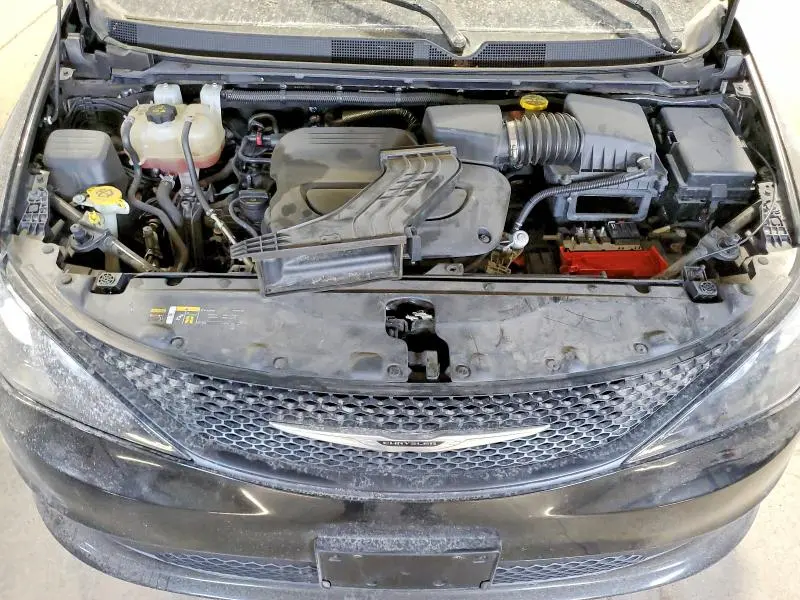 2022 CHRYSLER VOYAGER LX  