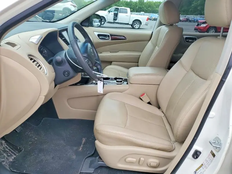 2016 NISSAN PATHFINDER PLATINUM  