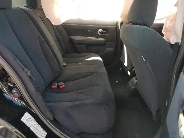 2012 NISSAN VERSA S  