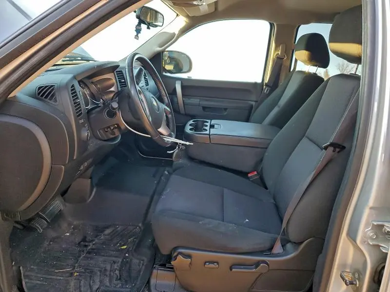 2011 CHEVROLET SILVERADO K1500 LT  