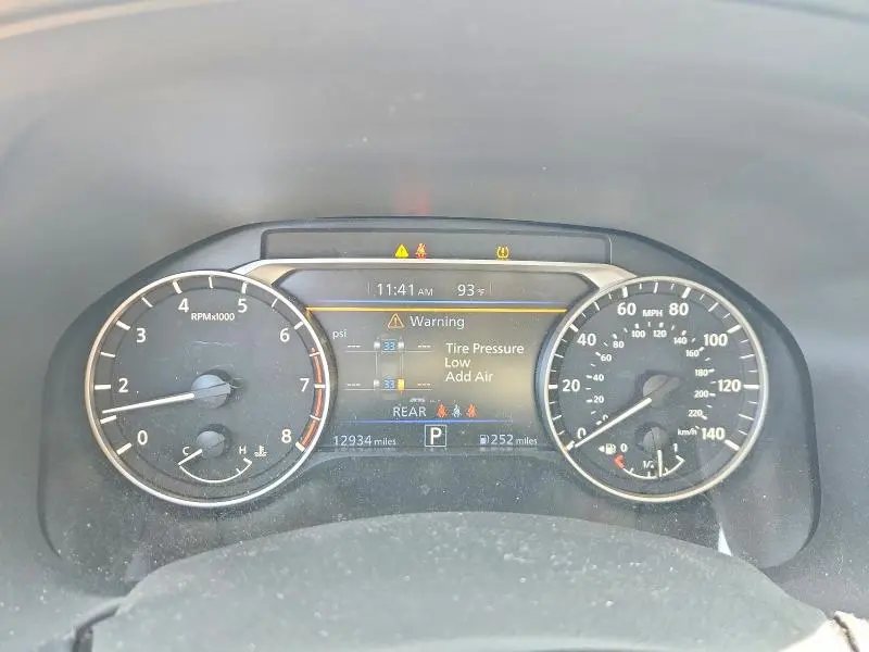 2025 NISSAN ALTIMA SR  