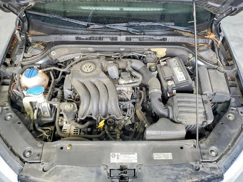 2015 VOLKSWAGEN JETTA BASE  