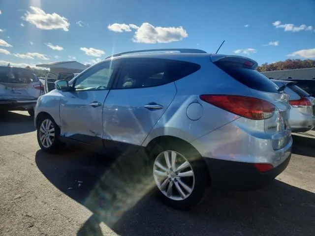 2011 HYUNDAI TUCSON GLS  