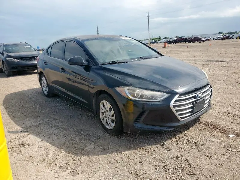 2018 HYUNDAI ELANTRA SE