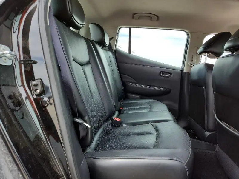 2013 NISSAN LEAF S  