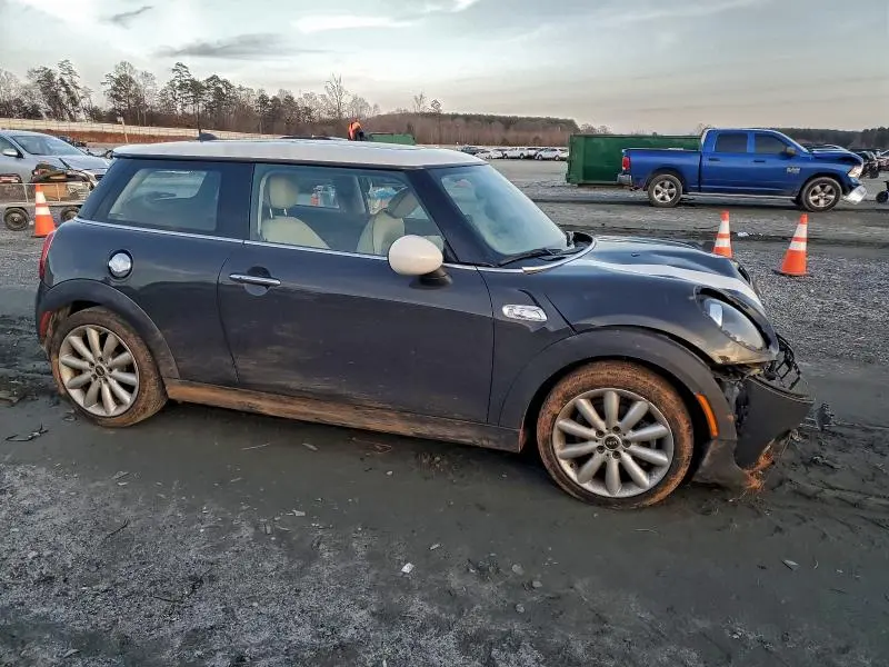 2019 MINI COOPER S  