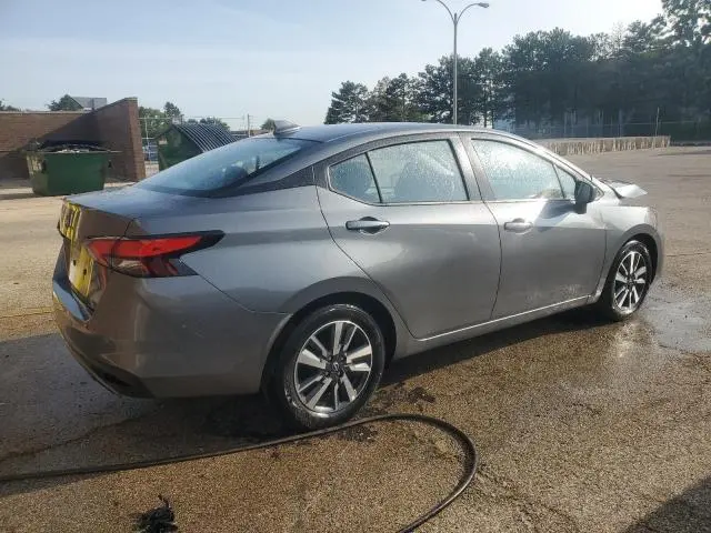 2025 NISSAN VERSA SV  