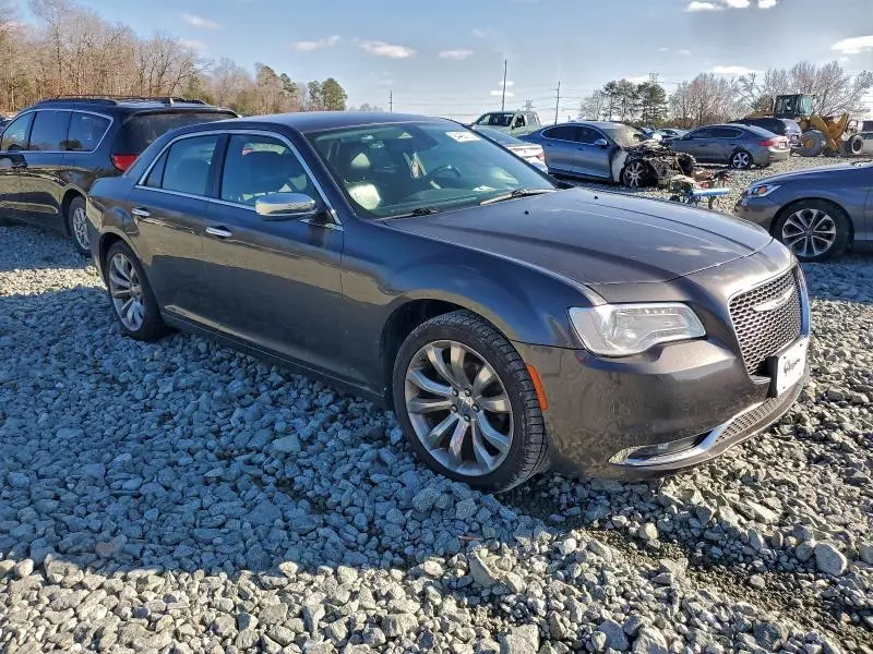 2019 CHRYSLER 300 LIMITED  