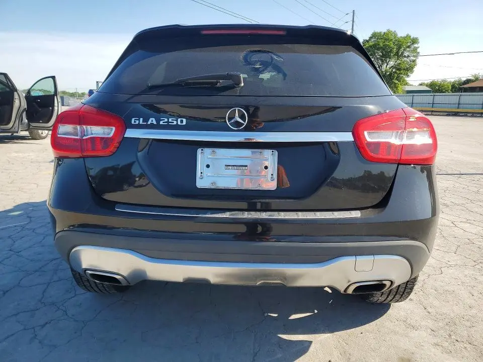 2018 MERCEDES-BENZ GLA250   