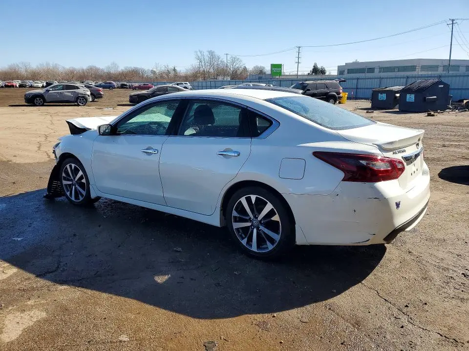2017 NISSAN ALTIMA 2.5 SR  
