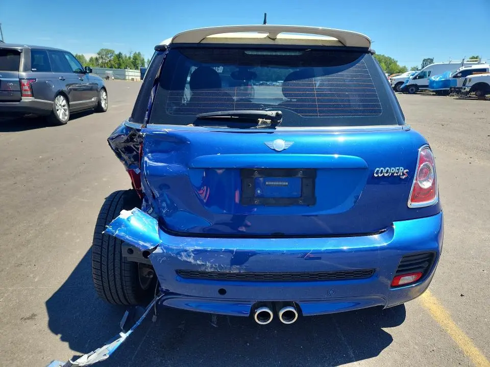 2012 MINI COOPER S  