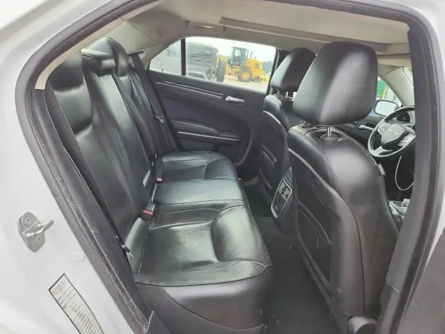 2020 CHRYSLER 300 LIMITED  
