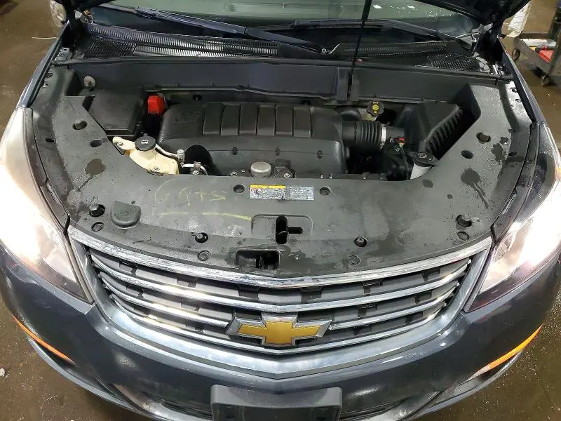 2013 CHEVROLET TRAVERSE LT  