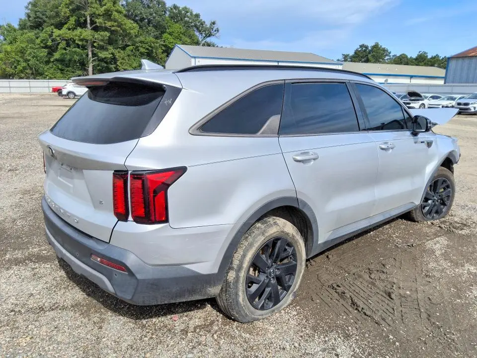 2021 KIA SORENTO S  