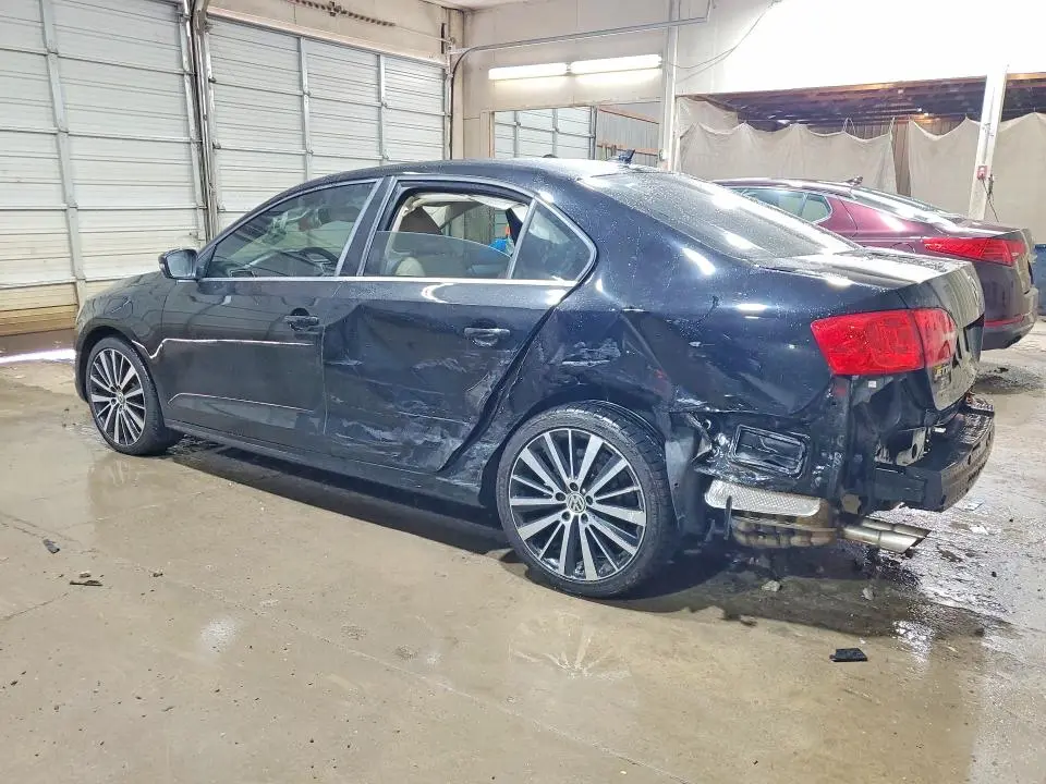 2014 VOLKSWAGEN JETTA SE  
