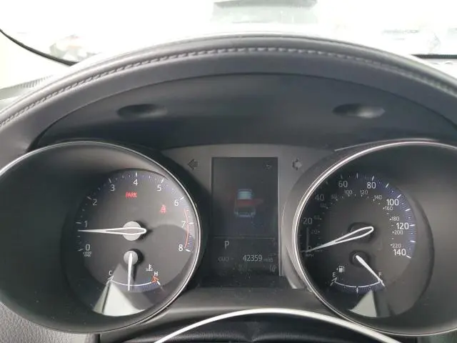 2021 TOYOTA C-HR XLE  