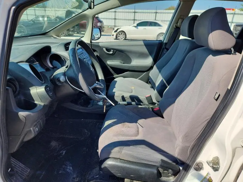 2013 HONDA FIT   