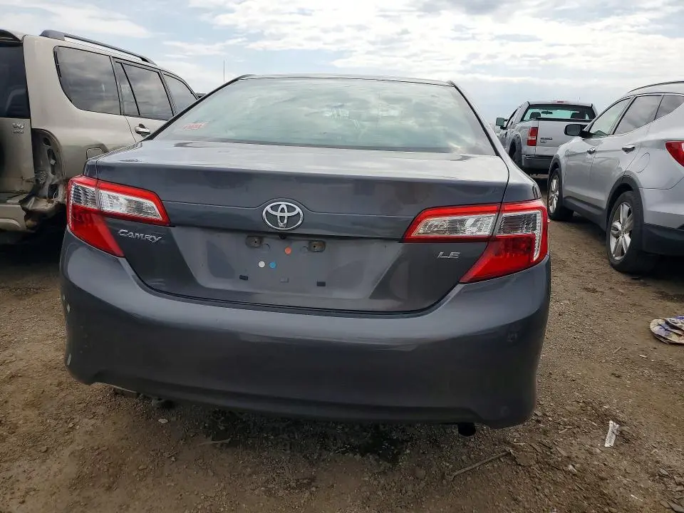 2014 TOYOTA CAMRY LE  