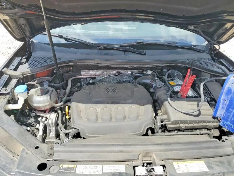2021 VOLKSWAGEN TIGUAN SE  