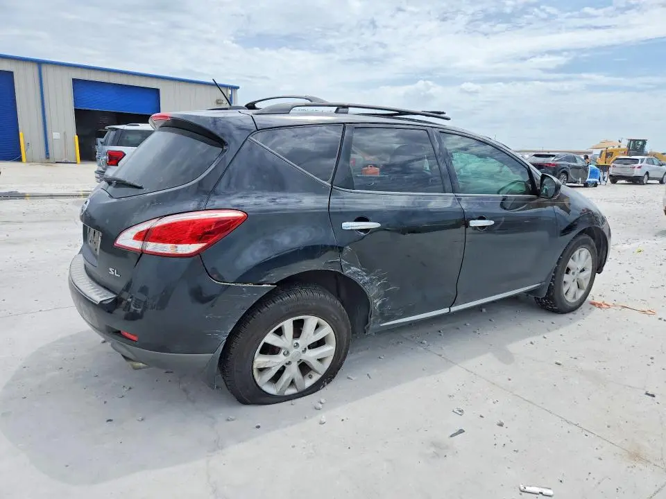 2011 NISSAN MURANO S  