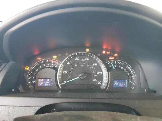 2015 TOYOTA CAMRY LE  
