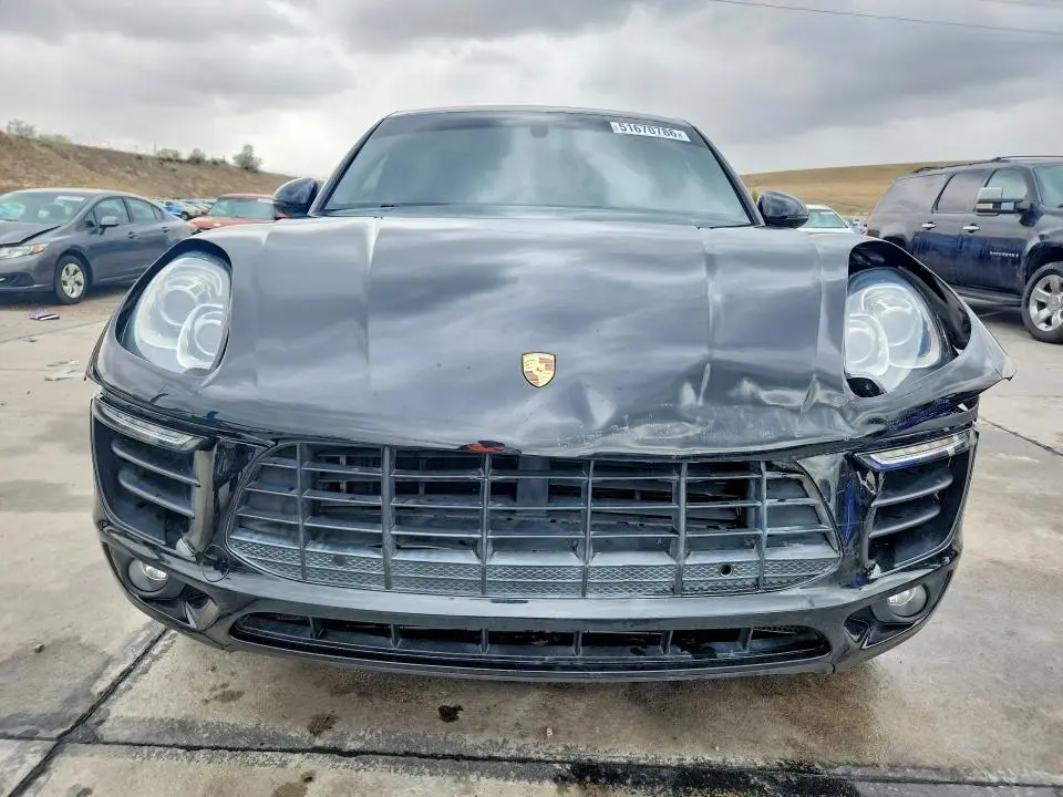 2015 PORSCHE MACAN S  