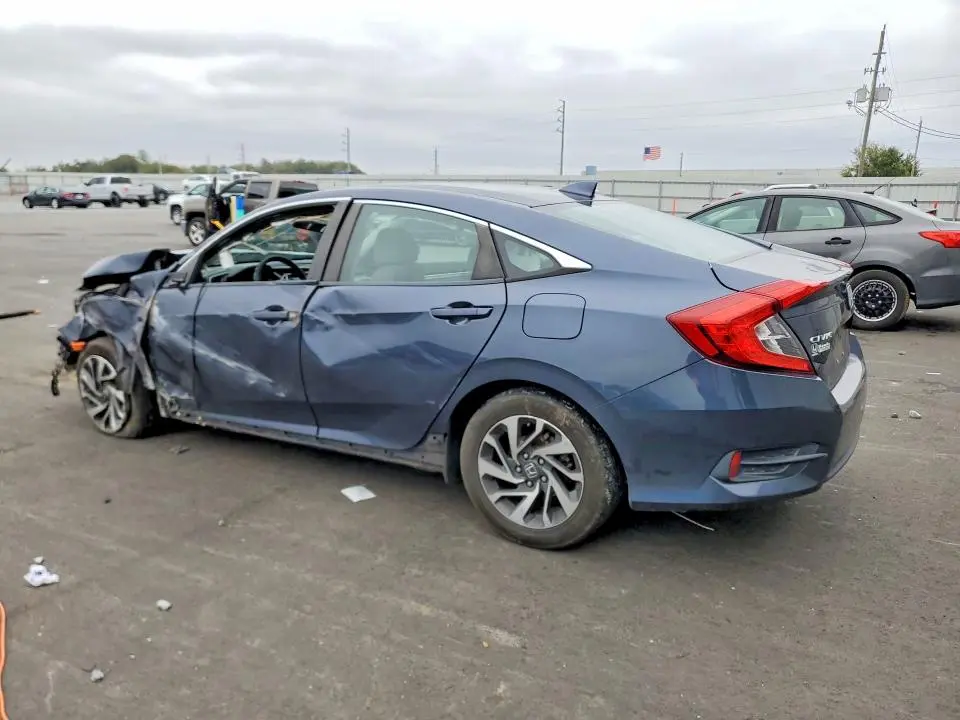 2017 HONDA CIVIC EX  