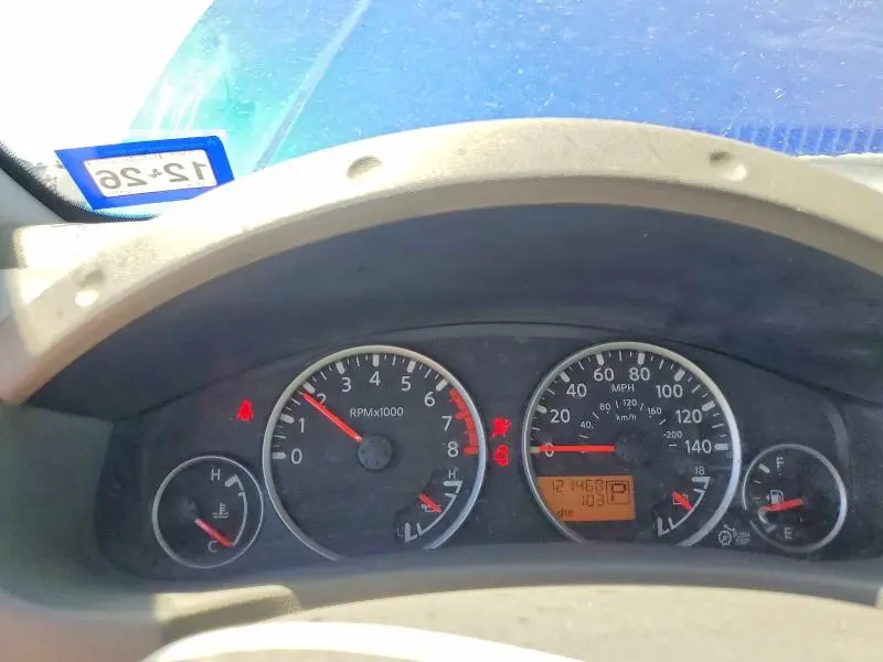 2014 NISSAN FRONTIER SL  