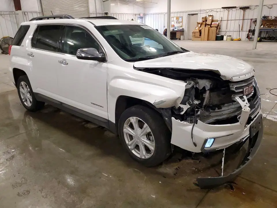 2016 GMC TERRAIN SLT  