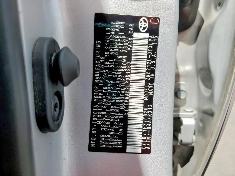 2020 TOYOTA COROLLA LE  