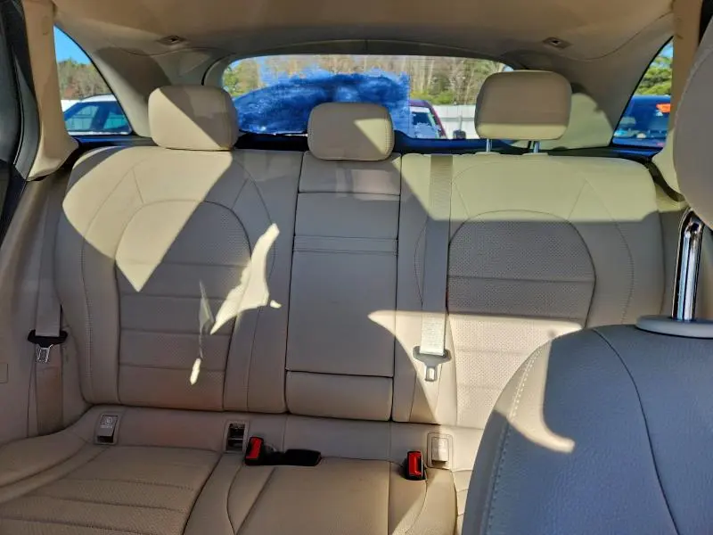 2021 MERCEDES-BENZ GLC 300 4MATIC  