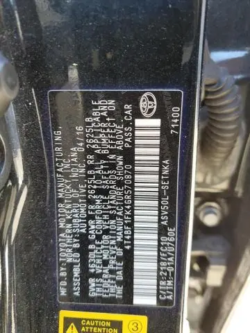 2016 TOYOTA CAMRY LE