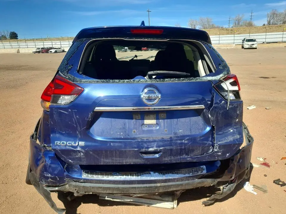 2017 NISSAN ROGUE S  