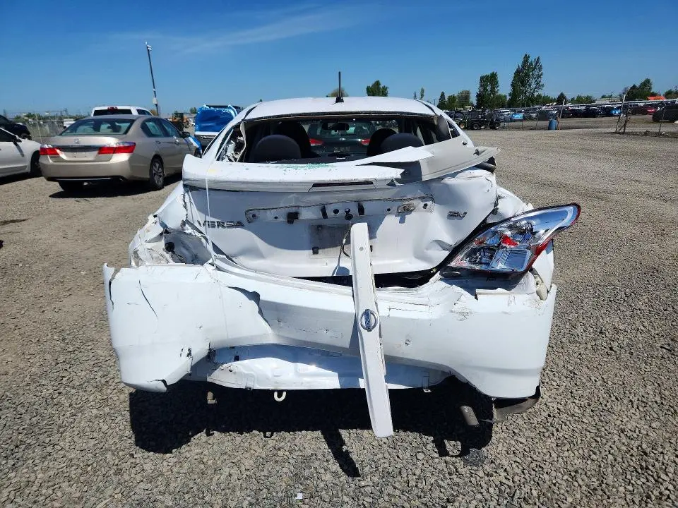 2019 NISSAN VERSA SV  