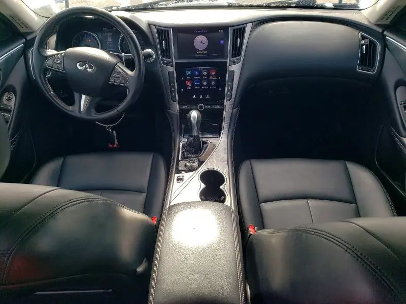 2016 INFINITI Q50 BASE  