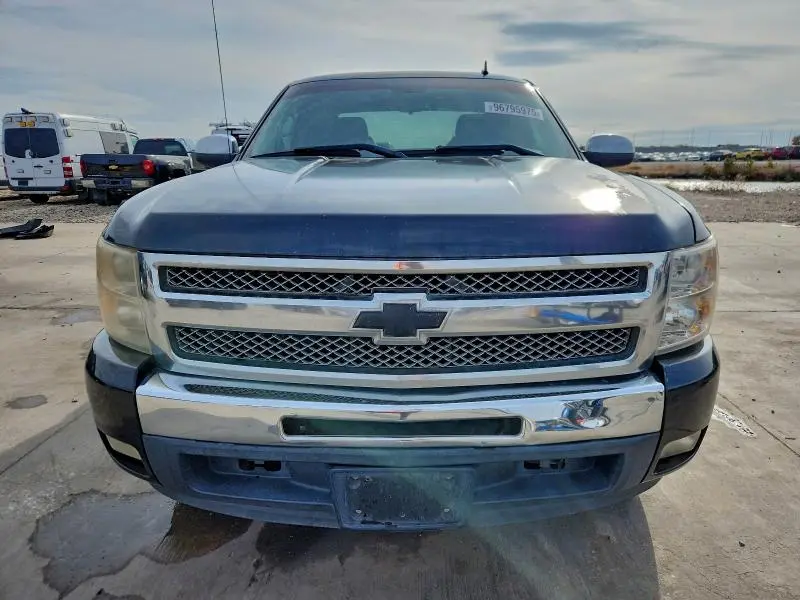 2011 CHEVROLET SILVERADO C1500 LT  