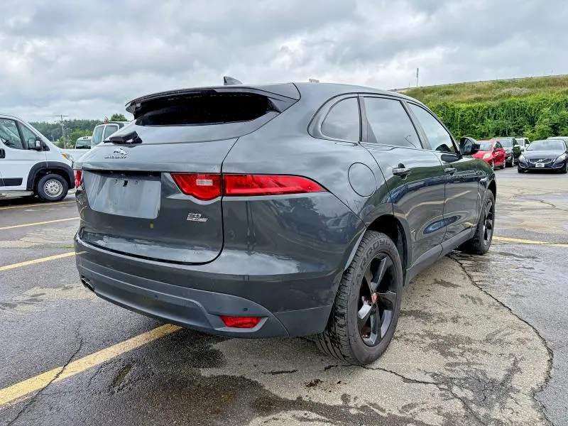 2017 JAGUAR F-PACE PRESTIGE  