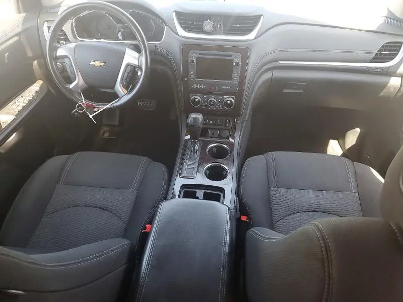 2016 CHEVROLET TRAVERSE LT  